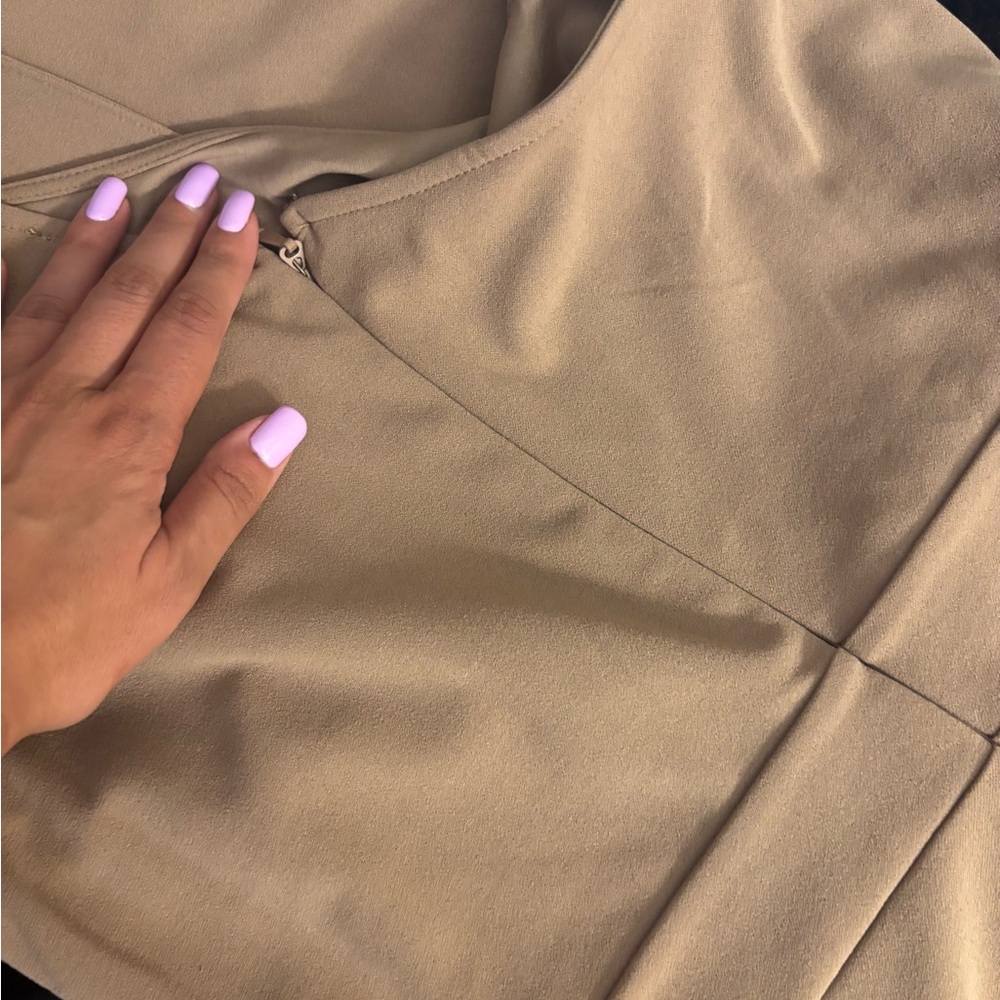 Fashion Nova Tan Black romper with rhinestone Accents stones all intact - Picture 9 of 9